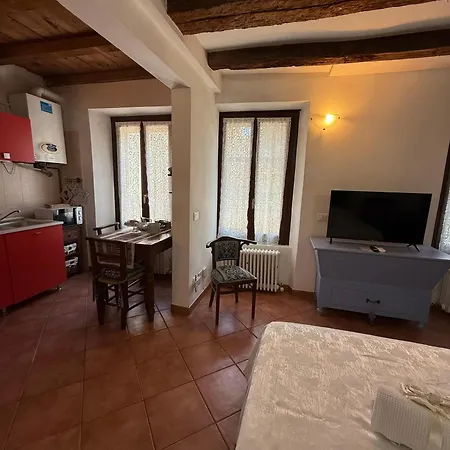 Apartmán Il Cuore Del Castrum 1 *