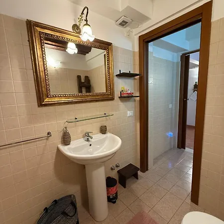 公寓 Il Cuore Del Castrum 1 *